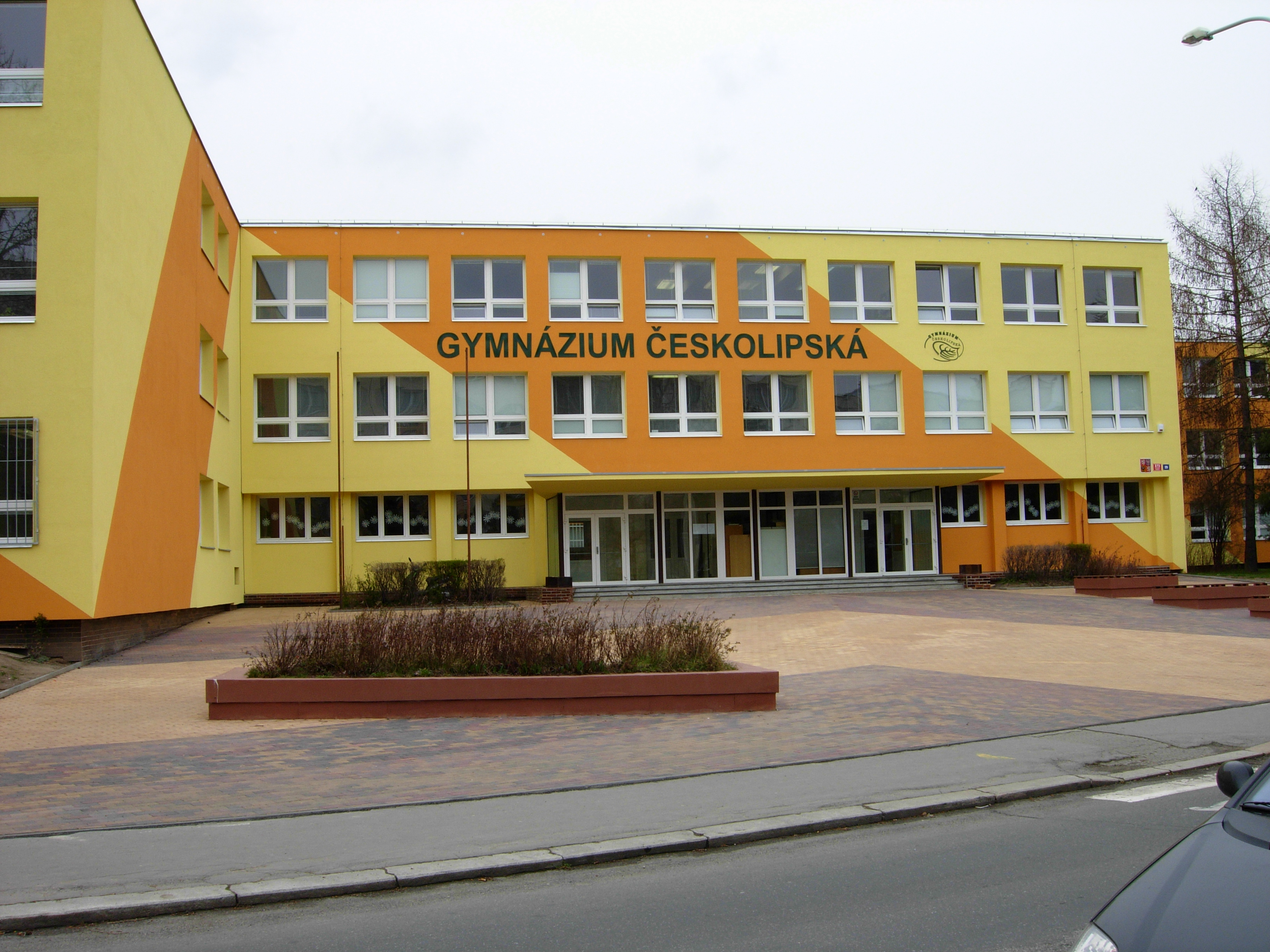 Lycée Českolipská, Praha 9 - Prosek